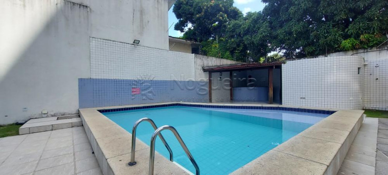 Imagem Apartamento com 2 Quartos à Venda, 45 m² em Espinheiro - Recife