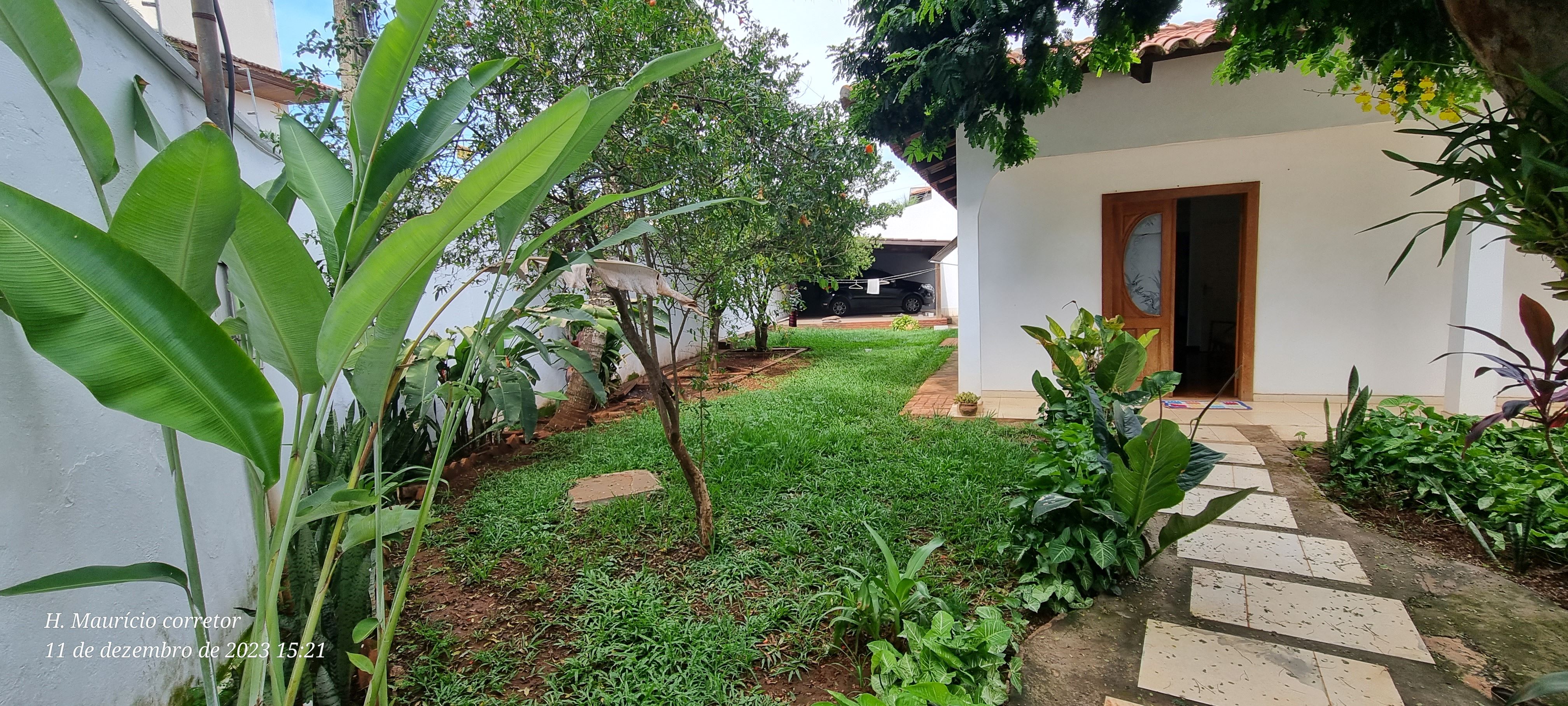 Imagem Casa com 4 Quartos à Venda, 240 m²em Setor Jaó - Goiânia
