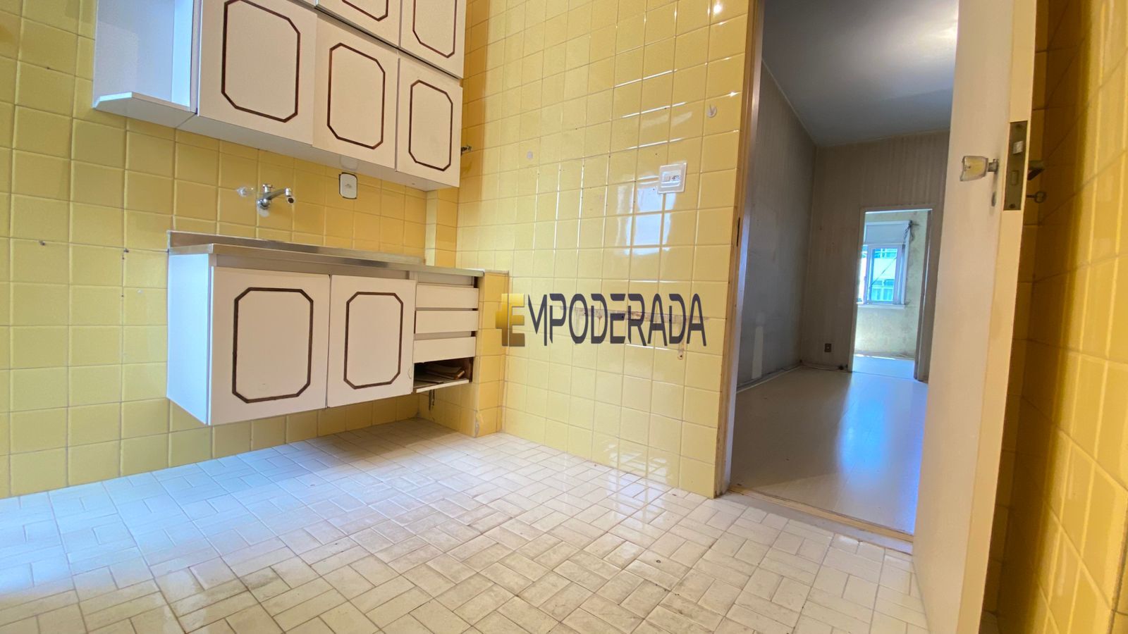 Imagem Apartamento com 2 Quartos à Venda, 70 m² em Copacabana - Rio de Janeiro Imagem Apartamento com 2 Quartos à Venda, 70 m² em Copacabana - Rio de Janeiro