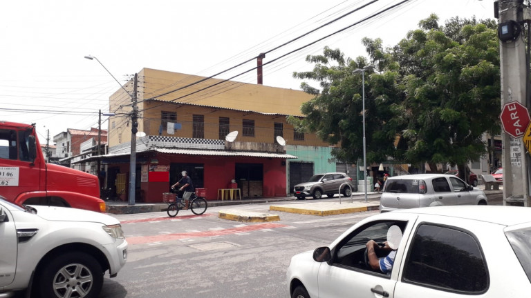 Imagem Ponto Comercial para Alugar, 450 m² em Quintino Cunha - Fortaleza