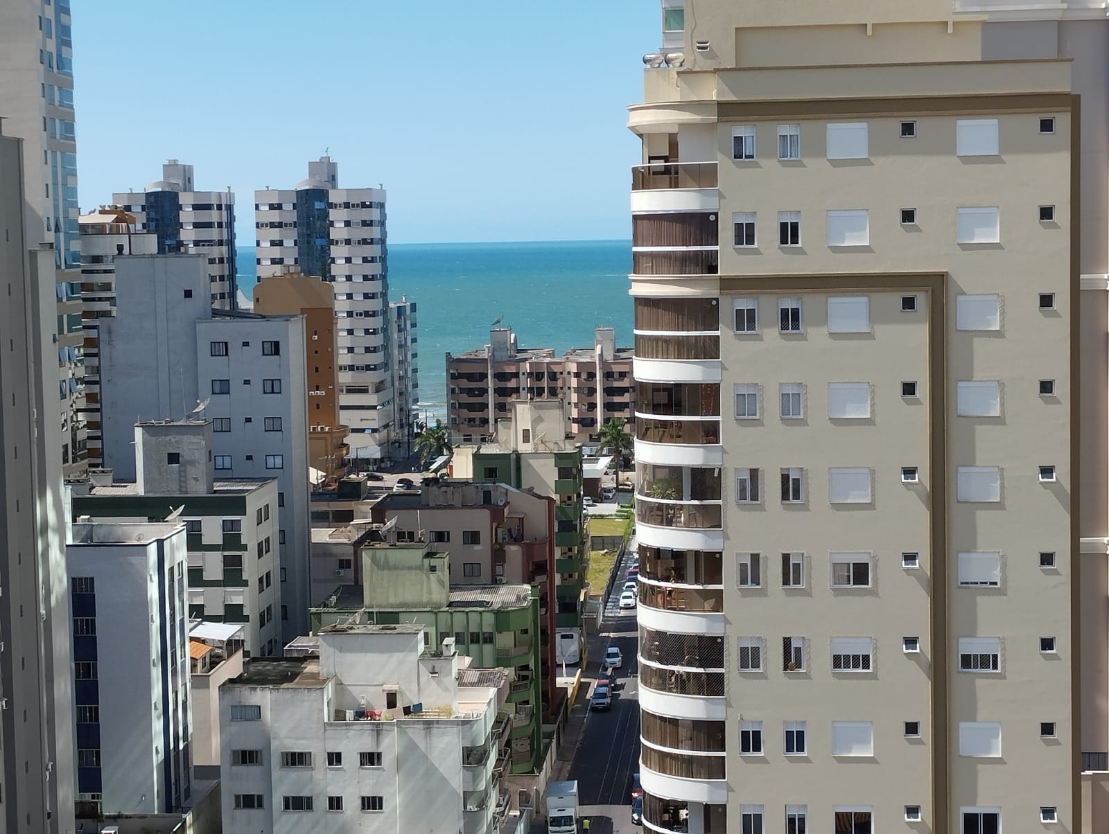 Imagem Apartamento com 3 Quartos à Venda, 105 m²em Meia Praia  - Itapema