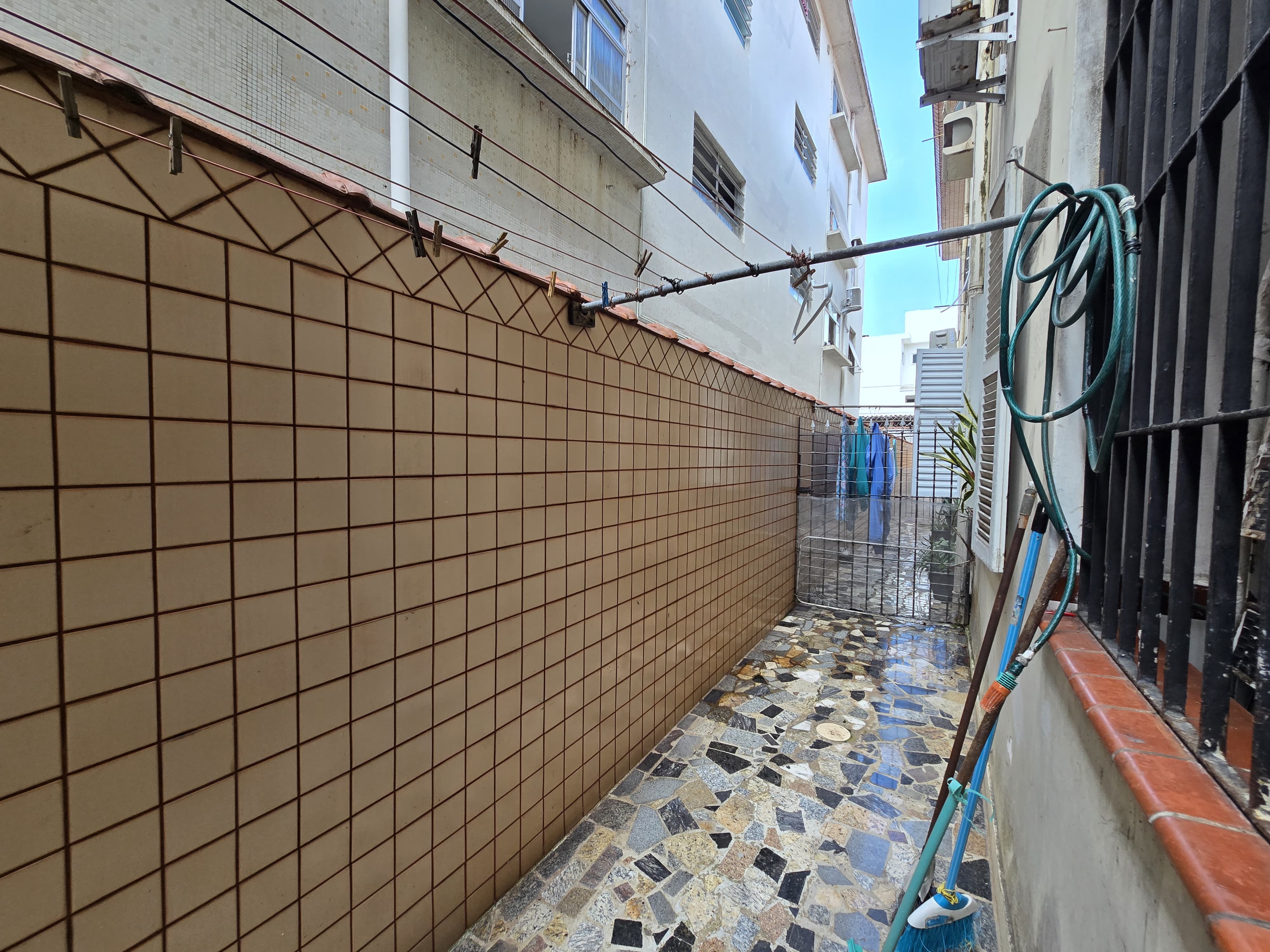 Imagem Apartamento com 2 Quartos à Venda, 70 m² em Boqueirão - Santos