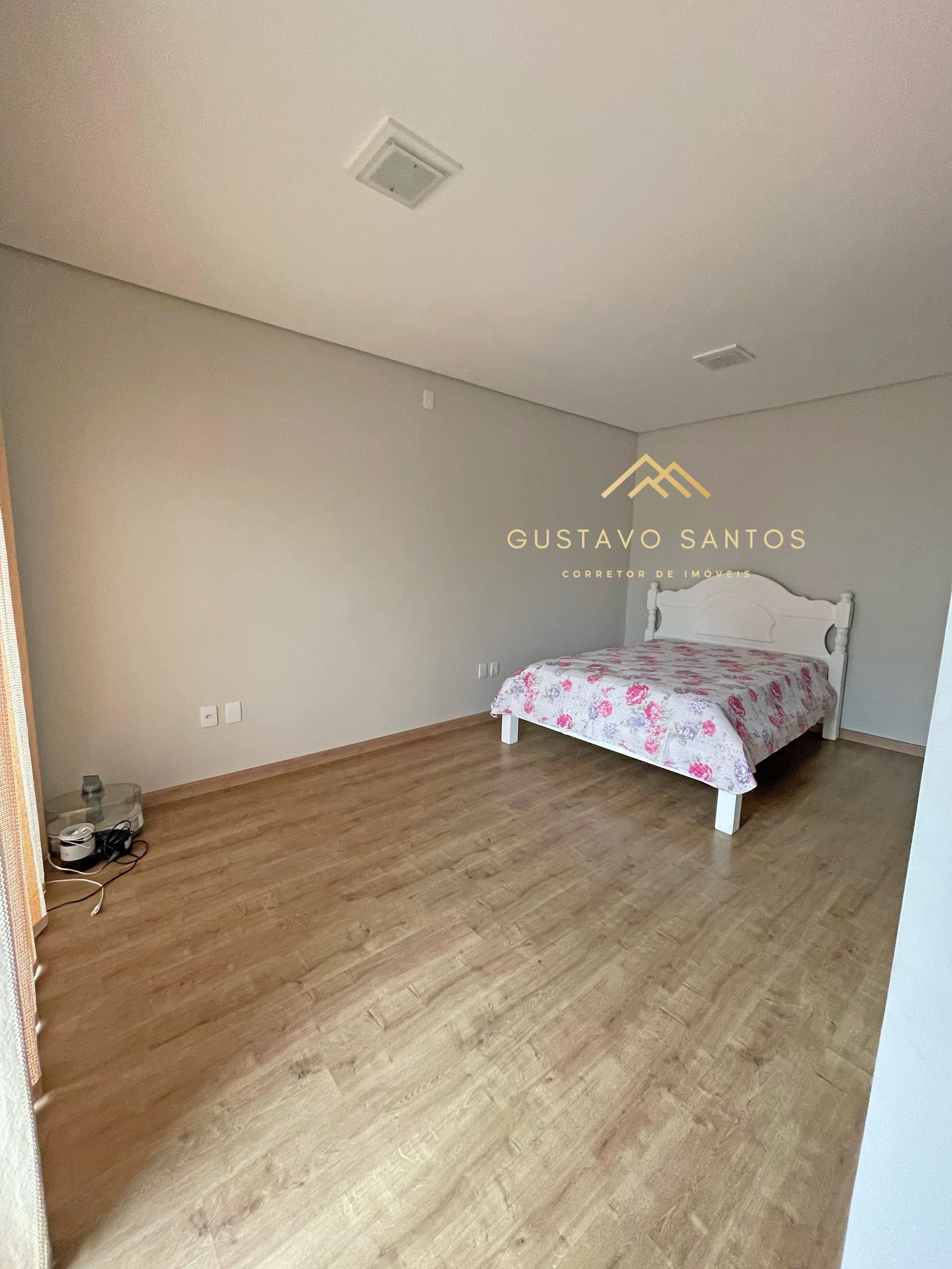 Imagem Casa com 3 Quartos à Venda, 250 m²em Pinheirinho - Itajubá