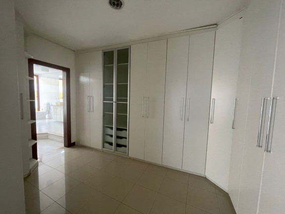 Imagem Casa com 4 Quartos à Venda, 290 m² em Caixa D'Água - Jequié