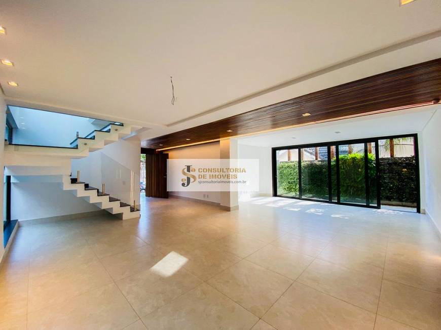 Imagem Casa de Condomínio com 4 Quartos à Venda, 400 m²em Parque Terra Nova II - São Bernardo do Campo
