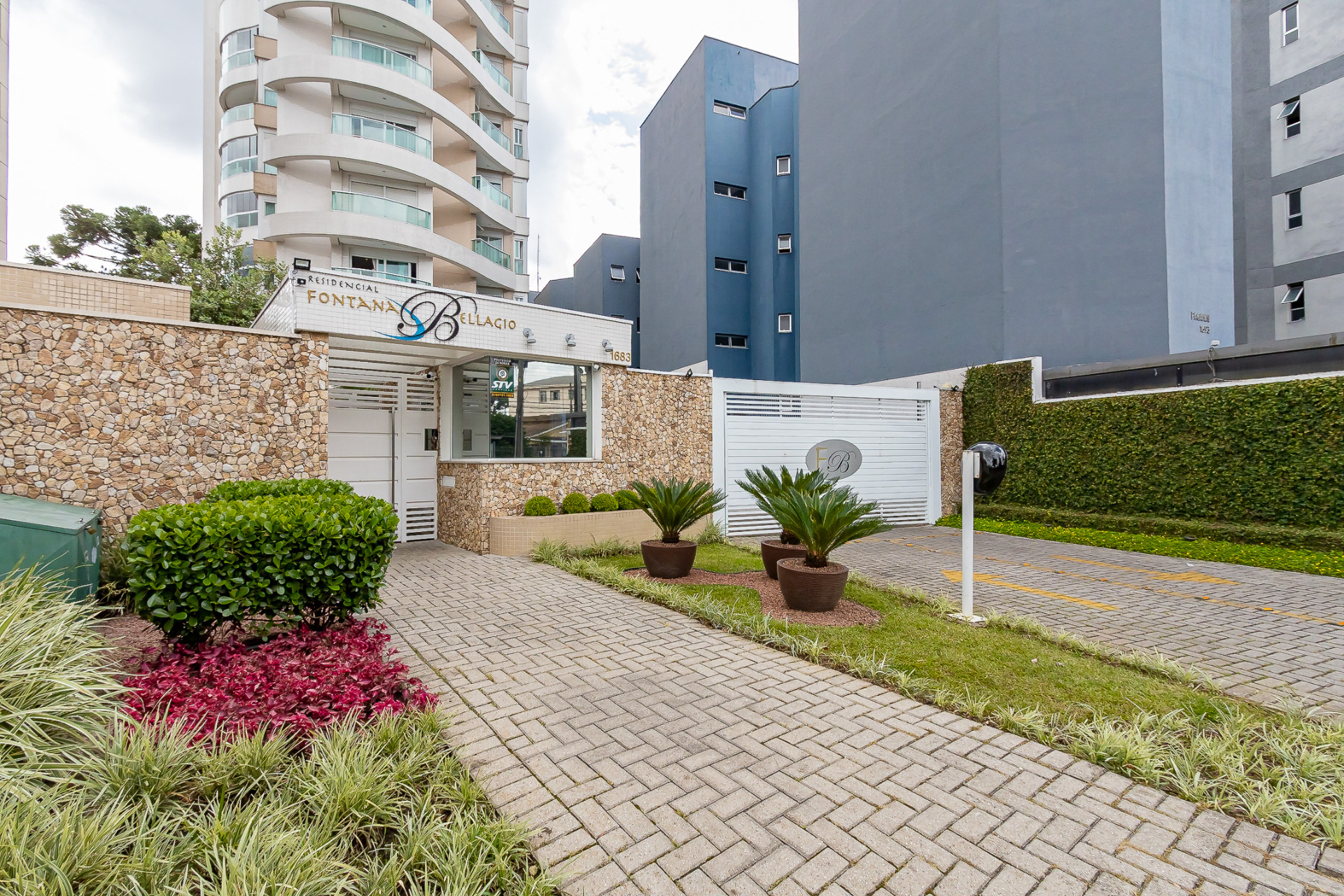 Imagem Apartamento com 3 Quartos à Venda, 172 m² em - Imagem Apartamento com 3 Quartos à Venda, 172 m² em -