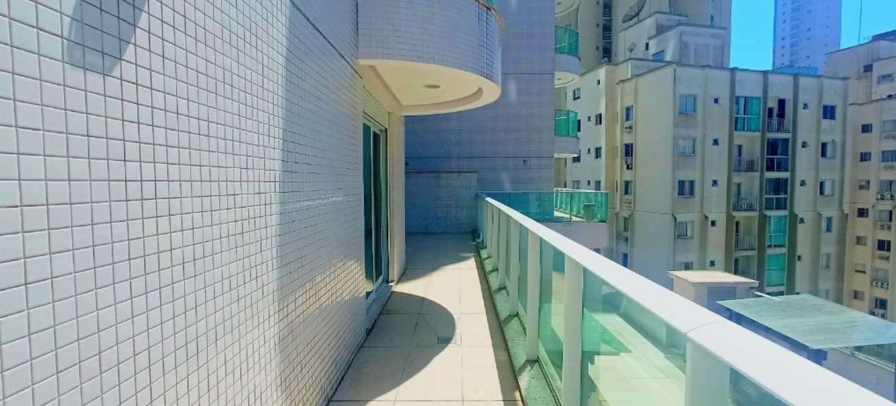 Imagem Apartamento com 3 Quartos à Venda, 254 m²em Centro - Balneário Camboriú