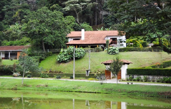 Imagem Casa de Condomínio com 5 Quartos à Venda, 200 m² em Cruzeiro - Teresópolis