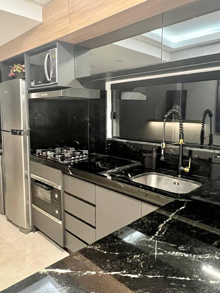 Imagem Apartamento com 2 Quartos à Venda, 130 m²em Centro - Balneário Camboriú