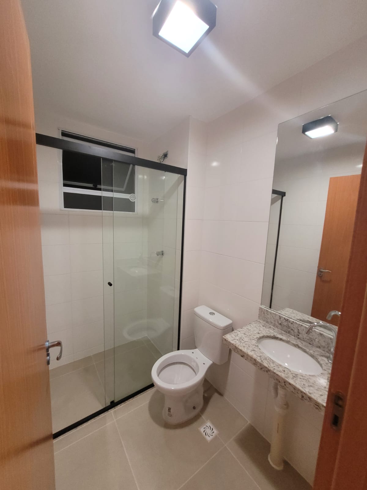 Imagem Apartamento com 2 Quartos para Alugar, 63 m²em Buraquinho - Lauro de Freitas Imagem Apartamento com 2 Quartos para Alugar, 63 m²em Buraquinho - Lauro de Freitas