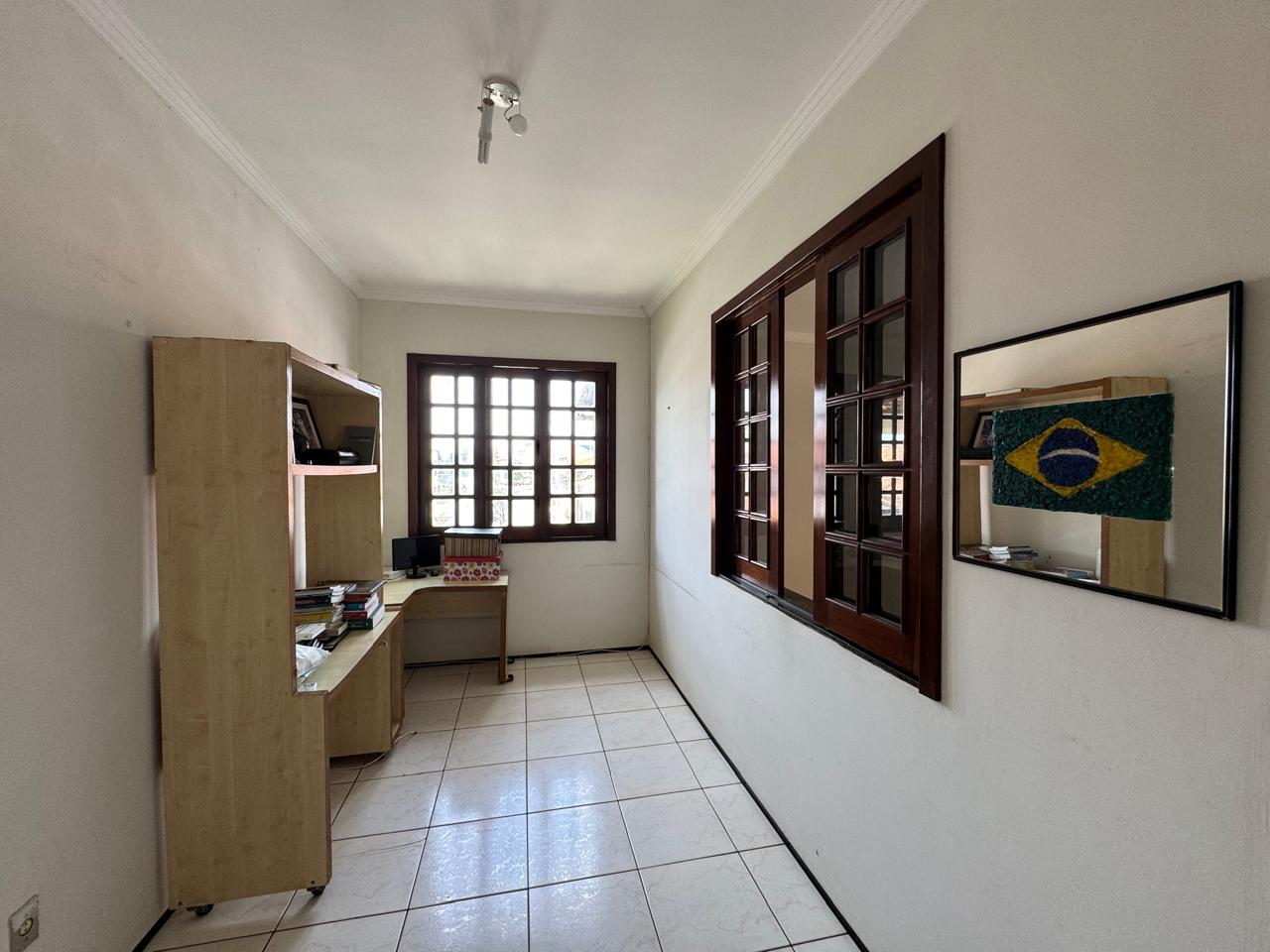 Imagem Casa com 5 Quartos à Venda, 480 m² em Cohajap - São Luís