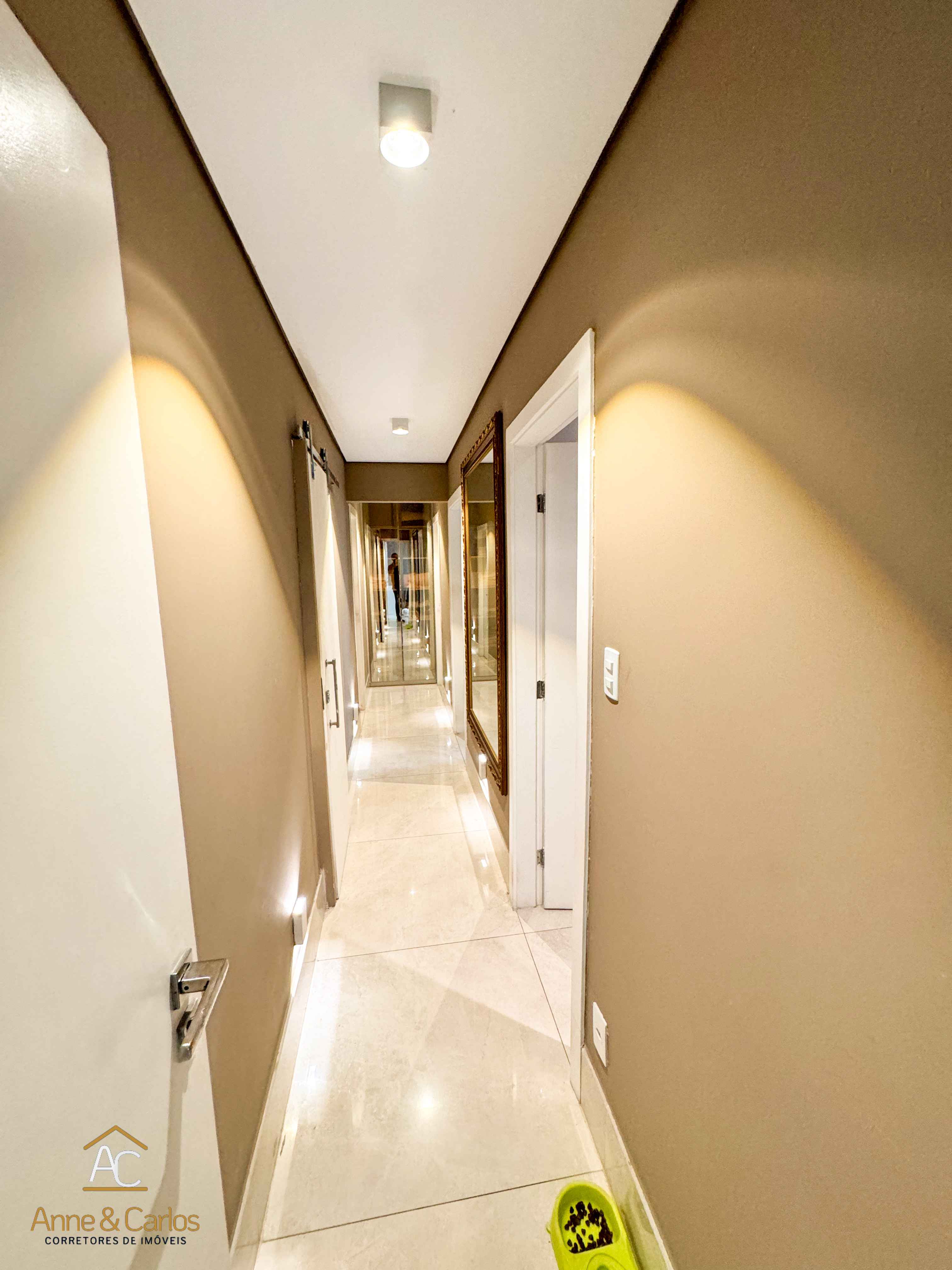 Imagem Apartamento com 4 Quartos à Venda, 95 m²em Farolândia - Aracaju