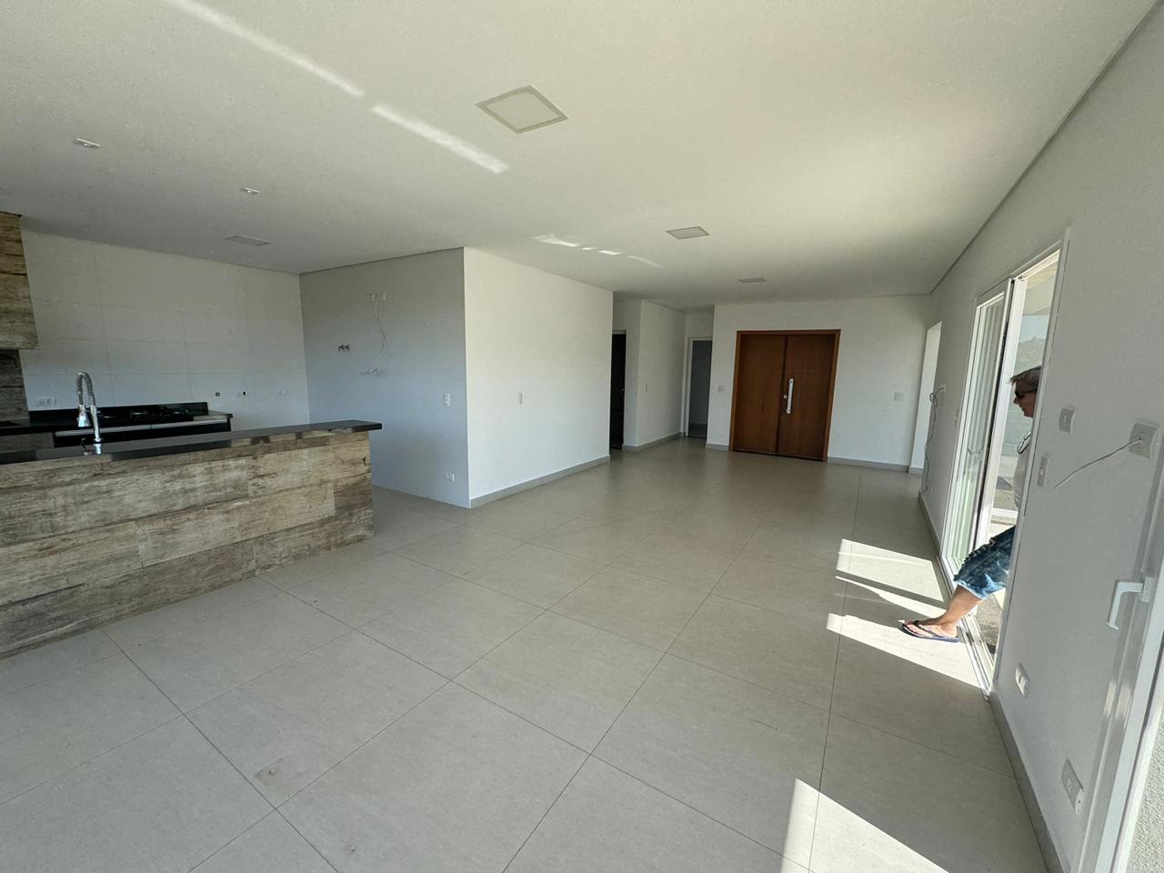 Imagem Casa de Condomínio com 4 Quartos à Venda, 550 m²em Arujá 5 - Arujá Imagem Casa de Condomínio com 4 Quartos à Venda, 550 m²em Arujá 5 - Arujá
