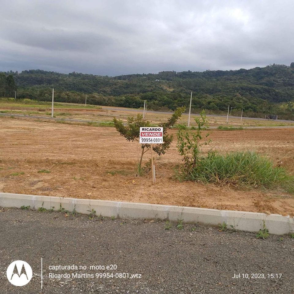 Imagem Terreno à Venda, 388 m²em Mina do Toco - Criciúma Imagem Terreno à Venda, 388 m²em Mina do Toco - Criciúma