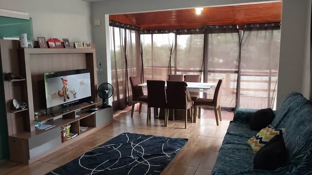 Imagem Casa com 3 Quartos para Alugar, 162 m²em Scharlau - São Leopoldo