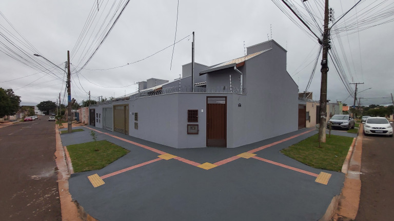 Imagem Casa com 2 Quartos à Venda,  em Jardim Aeroporto - Campo Grande