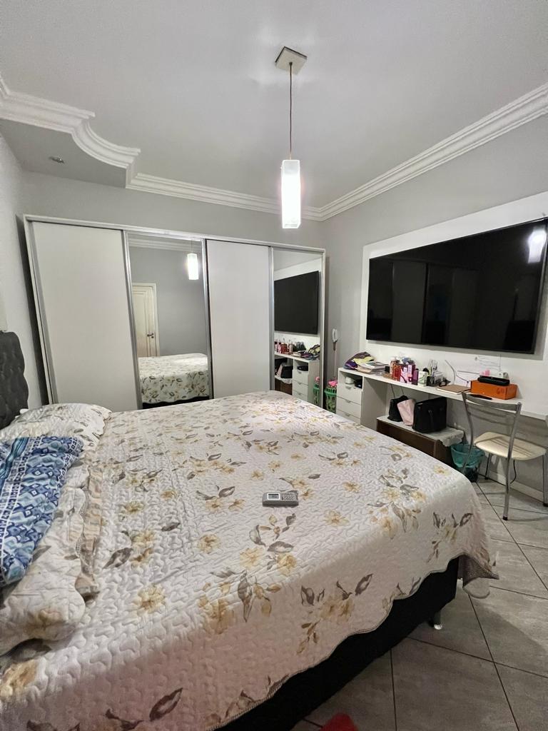 Imagem Casa com 5 Quartos à Venda, 250 m²em Marambaia - Belém