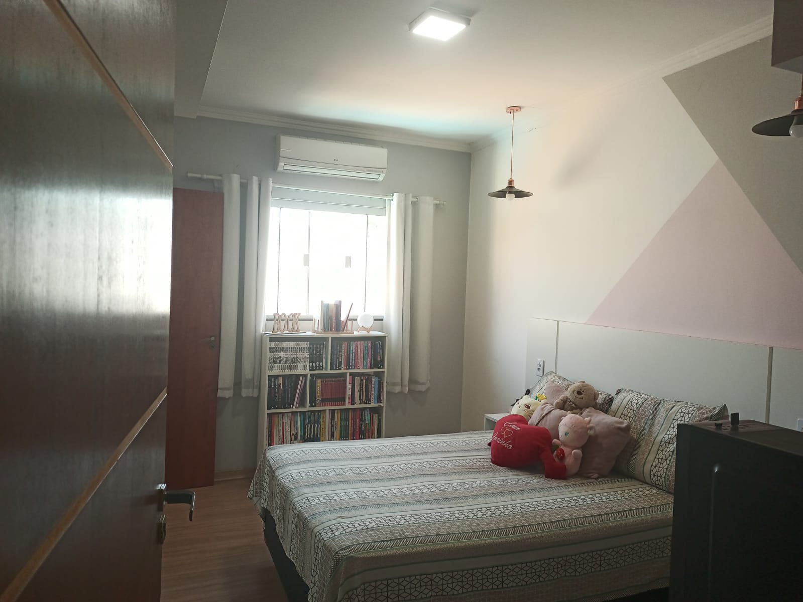 Imagem Casa com 3 Quartos à Venda, 221 m²em Parque Universitário de Viracopos - Campinas Imagem Casa com 3 Quartos à Venda, 221 m²em Parque Universitário de Viracopos - Campinas