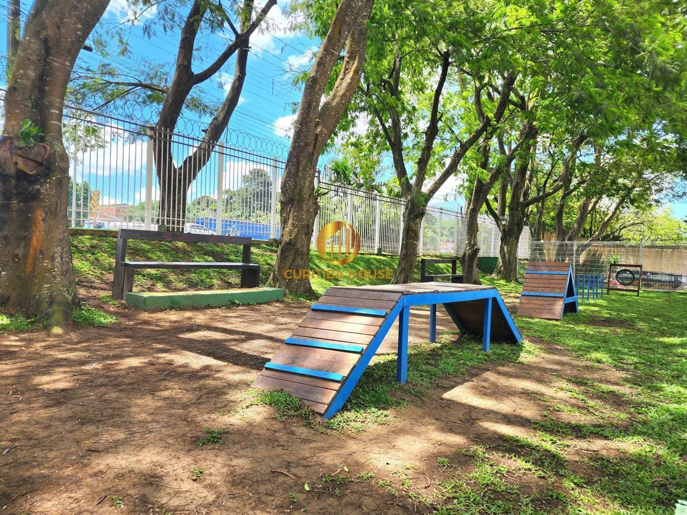 Imagem Apartamento com 2 Quartos à Venda, 44 m² em Pinheirinho - Curitiba Imagem Apartamento com 2 Quartos à Venda, 44 m² em Pinheirinho - Curitiba