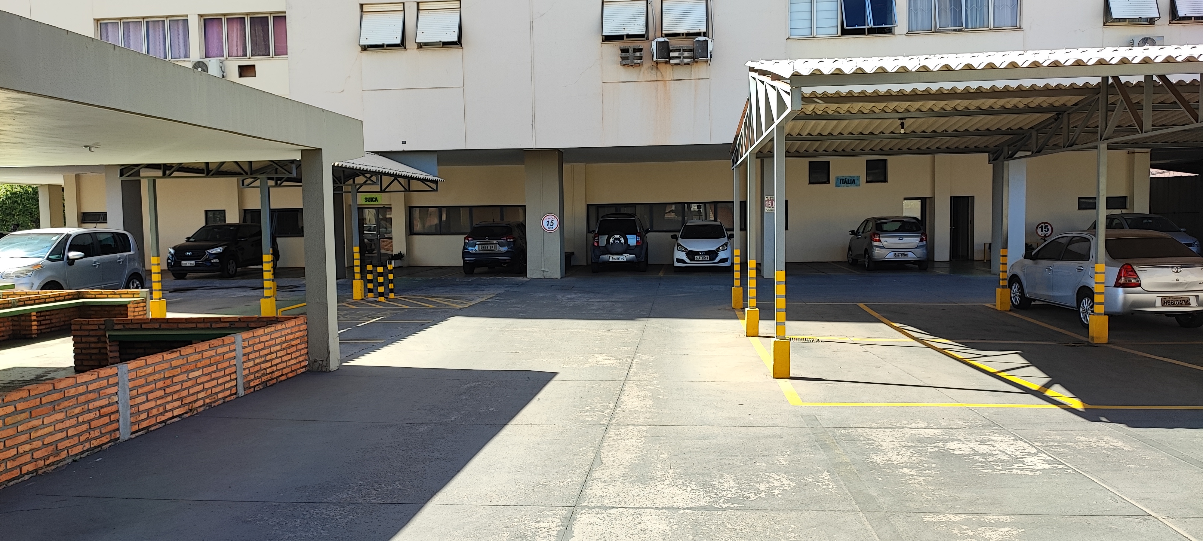 Imagem Apartamento com 2 Quartos para Alugar, 78 m²em Centro - Campo Grande