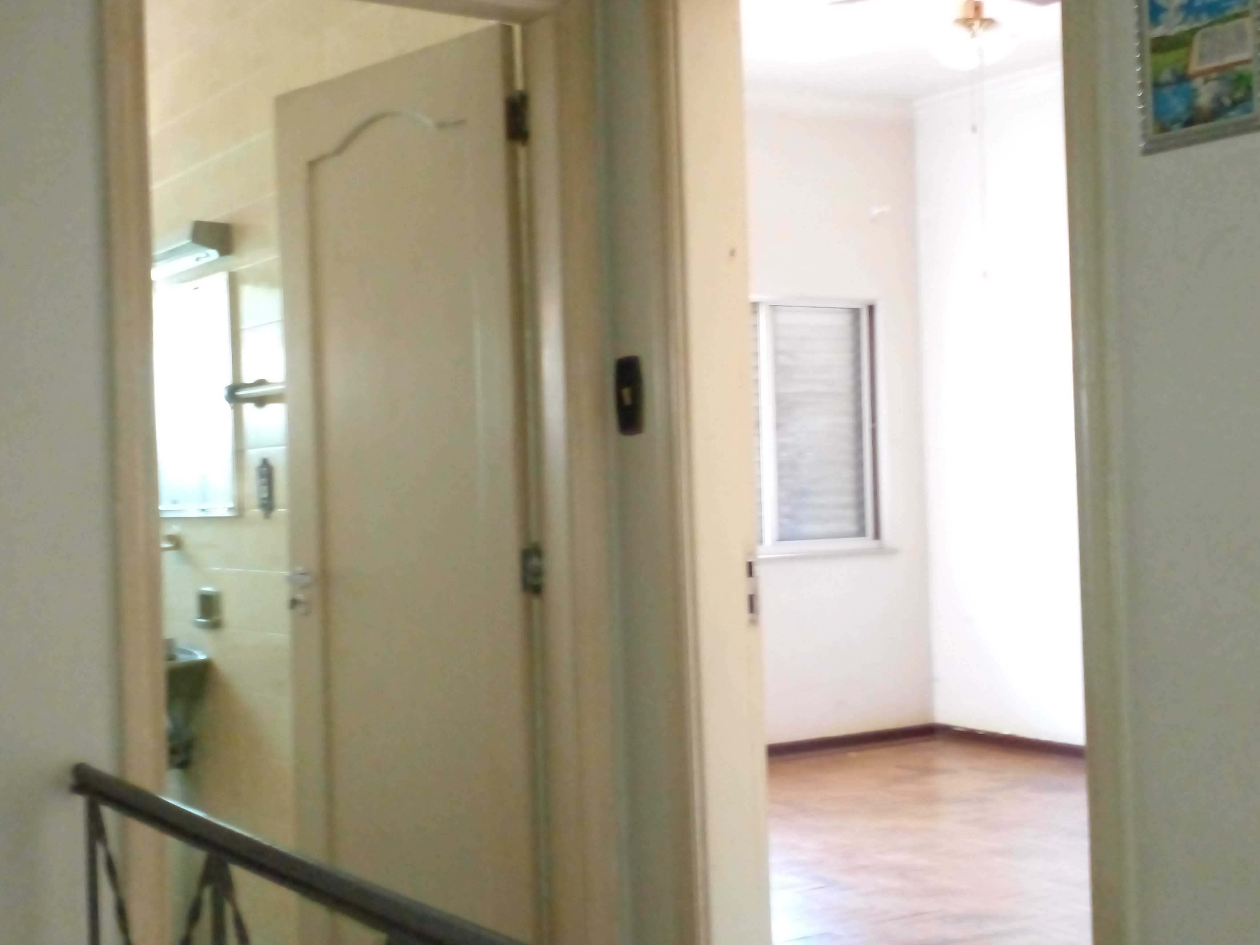 Imagem Sobrado com 3 Quartos à Venda, 254 m²em Centro - Mogi das Cruzes