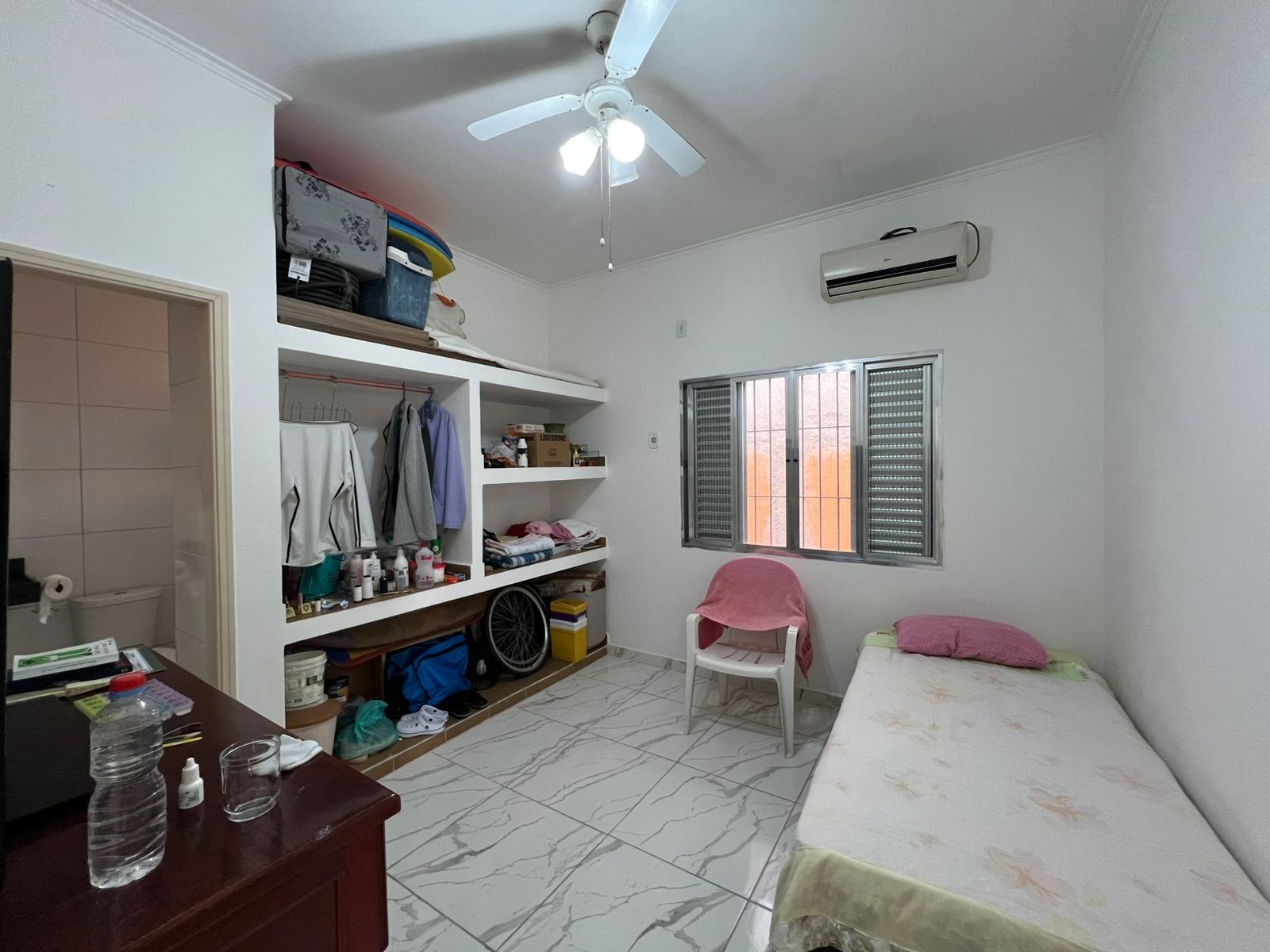 Imagem Casa com 3 Quartos à Venda, 165 m² em Caiçara - Praia Grande Imagem Casa com 3 Quartos à Venda, 165 m² em Caiçara - Praia Grande
