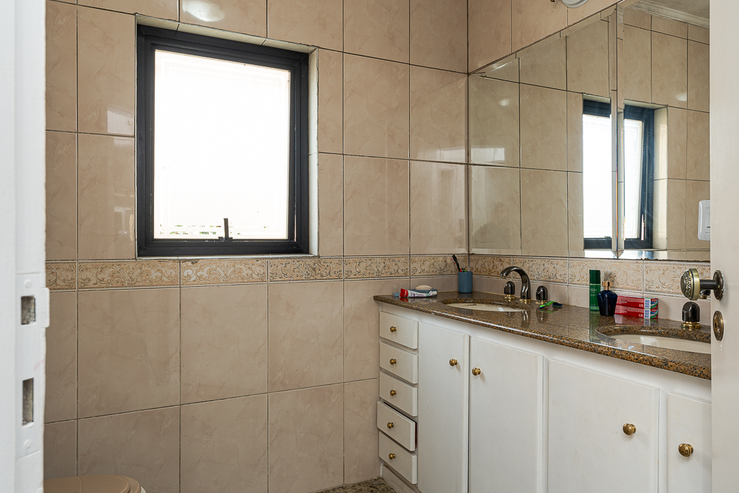 Imagem Casa de Condomínio com 4 Quartos à Venda ou Locação, 305 m² em Alphaville - Santana de Parnaíba