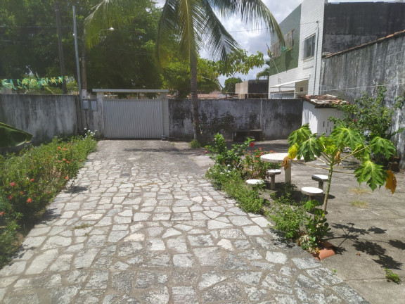 Imagem Casa com 3 Quartos à Venda,  em Costa e Silva - João Pessoa