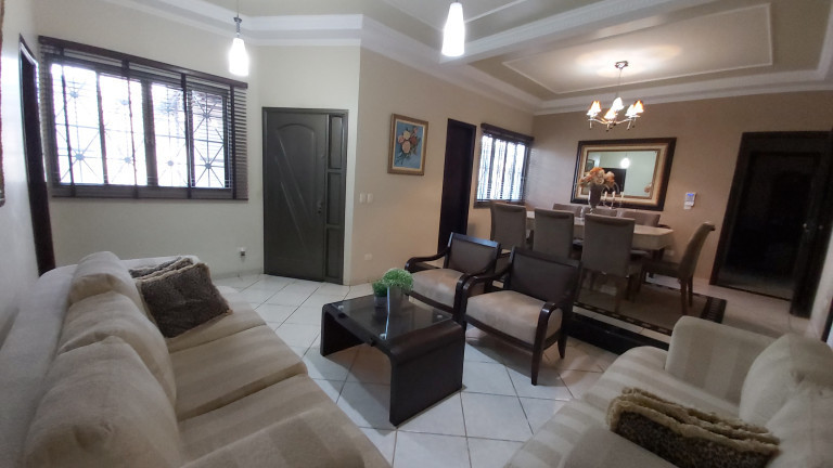 Imagem Casa com 2 Quartos à Venda,  em Vila Carlota - Campo Grande