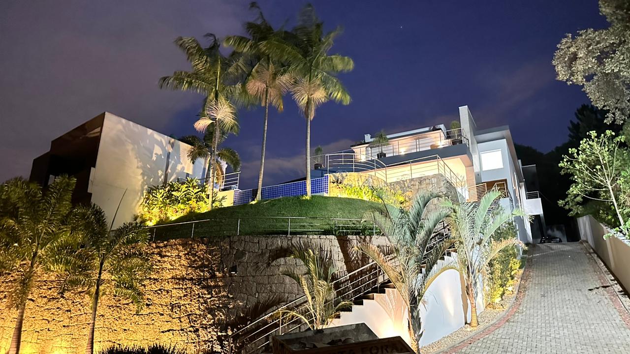 Imagem Casa de Condomínio com 5 Quartos à Venda, 459 m²em Marambaia - Vinhedo