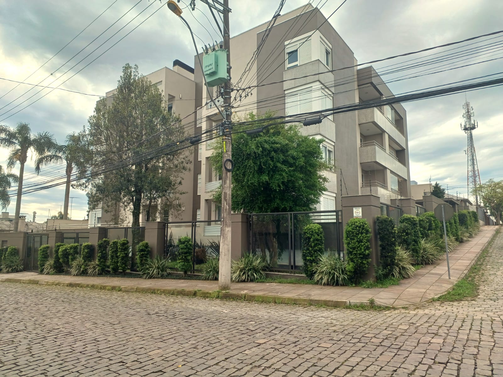 Imagem Apartamento com 2 Quartos à Venda, 94 m²em Petrópolis - Caxias do Sul
