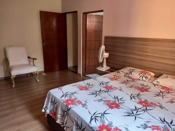 Imagem Casa com 3 Quartos à Venda, 375 m² em Jardim São Paulo - Várzea Paulista Imagem Casa com 3 Quartos à Venda, 375 m² em Jardim São Paulo - Várzea Paulista