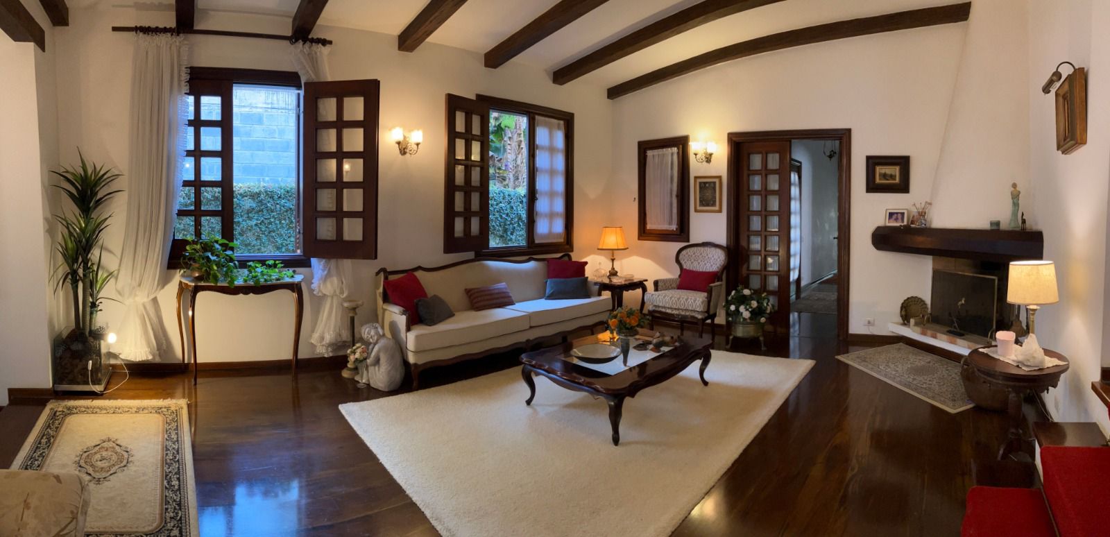 Casa com 4 Quartos à Venda, 200 m²em Copacabana - São Paulo