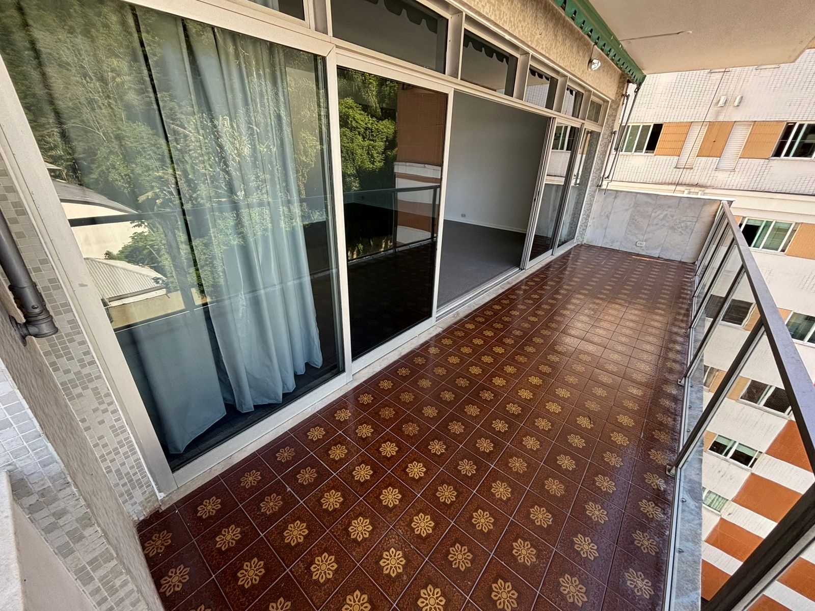Imagem Apartamento com 3 Quartos à Venda, 208 m² em Centro - Petrópolis Imagem Apartamento com 3 Quartos à Venda, 208 m² em Centro - Petrópolis