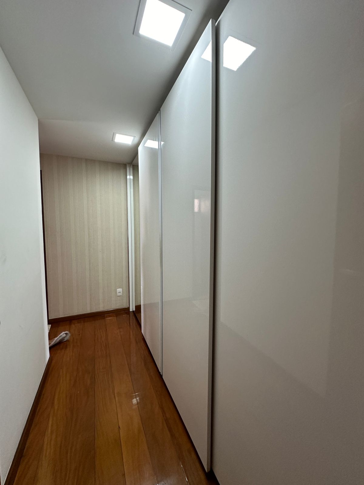 Imagem Apartamento com 4 Quartos à Venda, 354 m²em Itapuã - Vila Velha