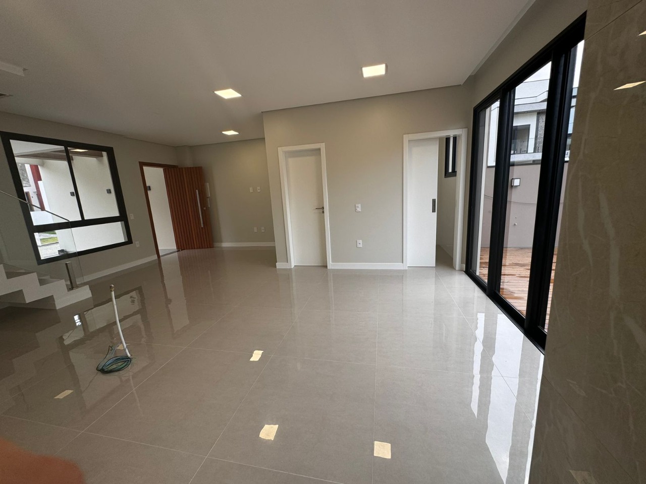 Imagem Casa com 3 Quartos à Venda, 164 m²em Beira Rio - Biguaçu Imagem Casa com 3 Quartos à Venda, 164 m²em Beira Rio - Biguaçu