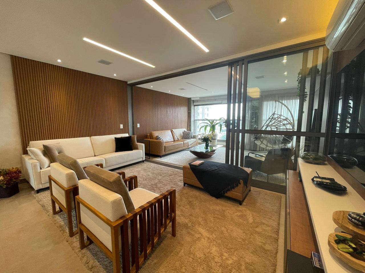 Imagem Apartamento com 3 Quartos à Venda, 166 m²em Vila Mariana - São Paulo Imagem Apartamento com 3 Quartos à Venda, 166 m²em Vila Mariana - São Paulo