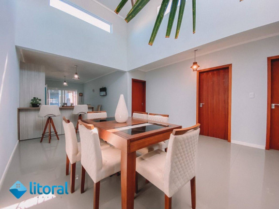 Imagem Casa com 2 Quartos à Venda, 120 m² em Cassino - Rio Grande