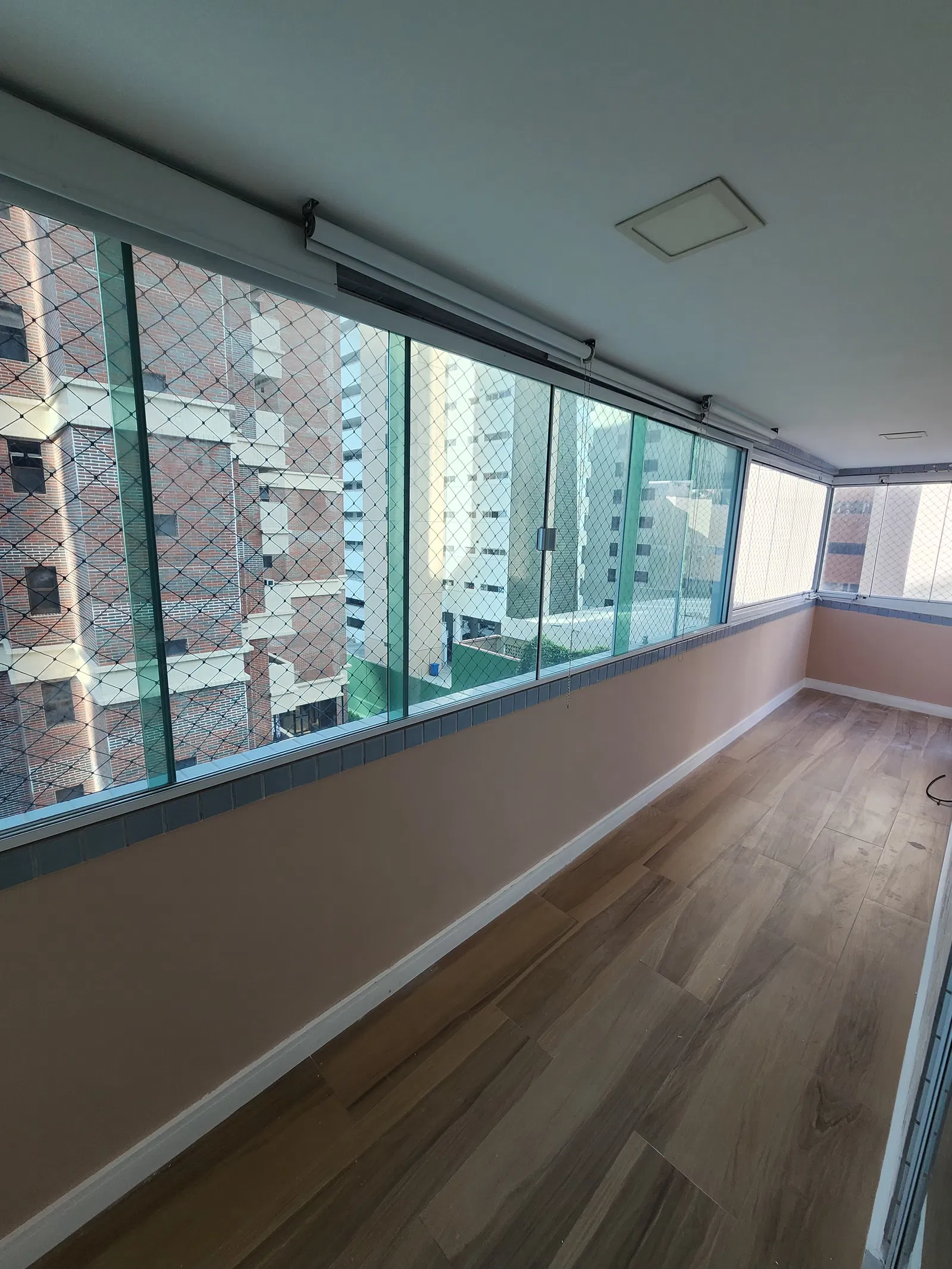 Imagem Apartamento com 3 Quartos à Venda, 220 m²em Meireles - Fortaleza