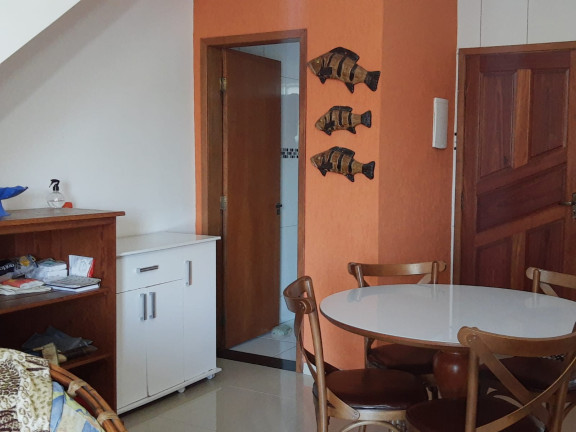 Sobrado com 2 Quartos à Venda, 86 m²em Jardim do Sol - Caraguatatuba