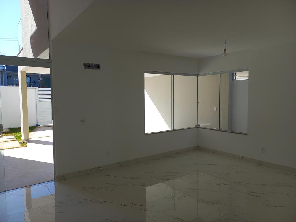 Imagem Casa com 4 Quartos à Venda, 214 m²em Itaipu - Niterói