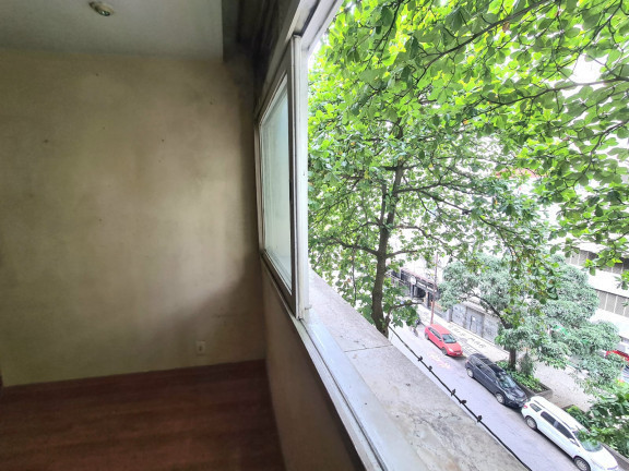 Imagem Apartamento com 2 Quartos à Venda,  em Copacabana - Rio de Janeiro
