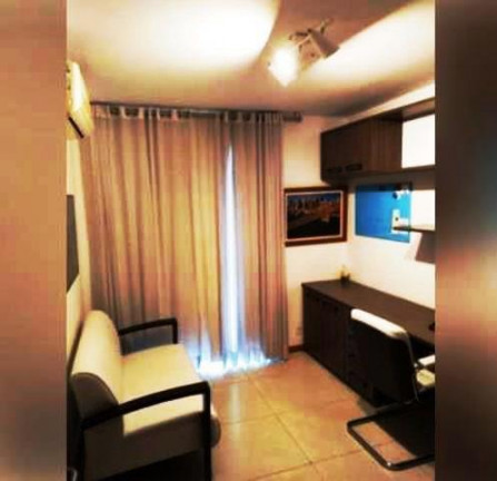 Imagem Apartamento com 3 Quartos à Venda, 116 m²em Icaraí - Niterói Imagem Apartamento com 3 Quartos à Venda, 116 m²em Icaraí - Niterói