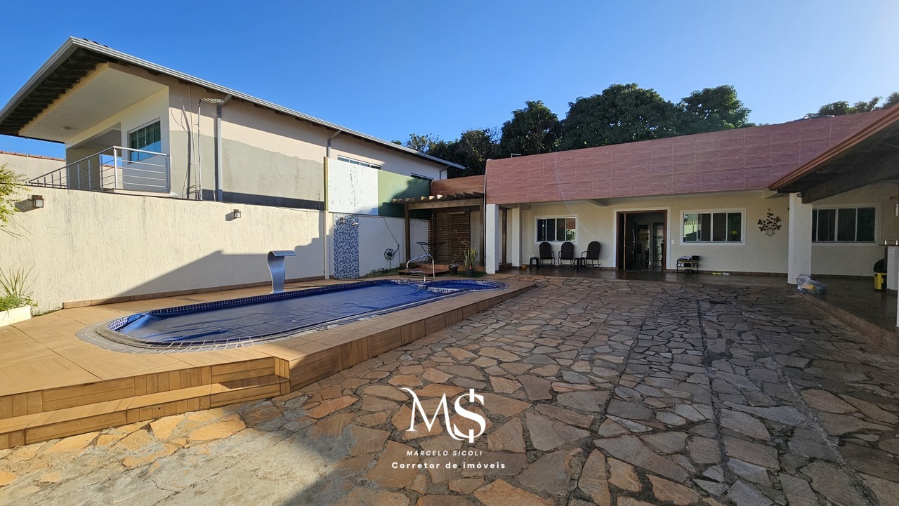 Imagem Casa de Condomínio com 3 Quartos à Venda, 400 m² em Setor Habitacional Vicente Pires - Trecho 3 - Brasília Imagem Casa de Condomínio com 3 Quartos à Venda, 400 m² em Setor Habitacional Vicente Pires - Trecho 3 - Brasília