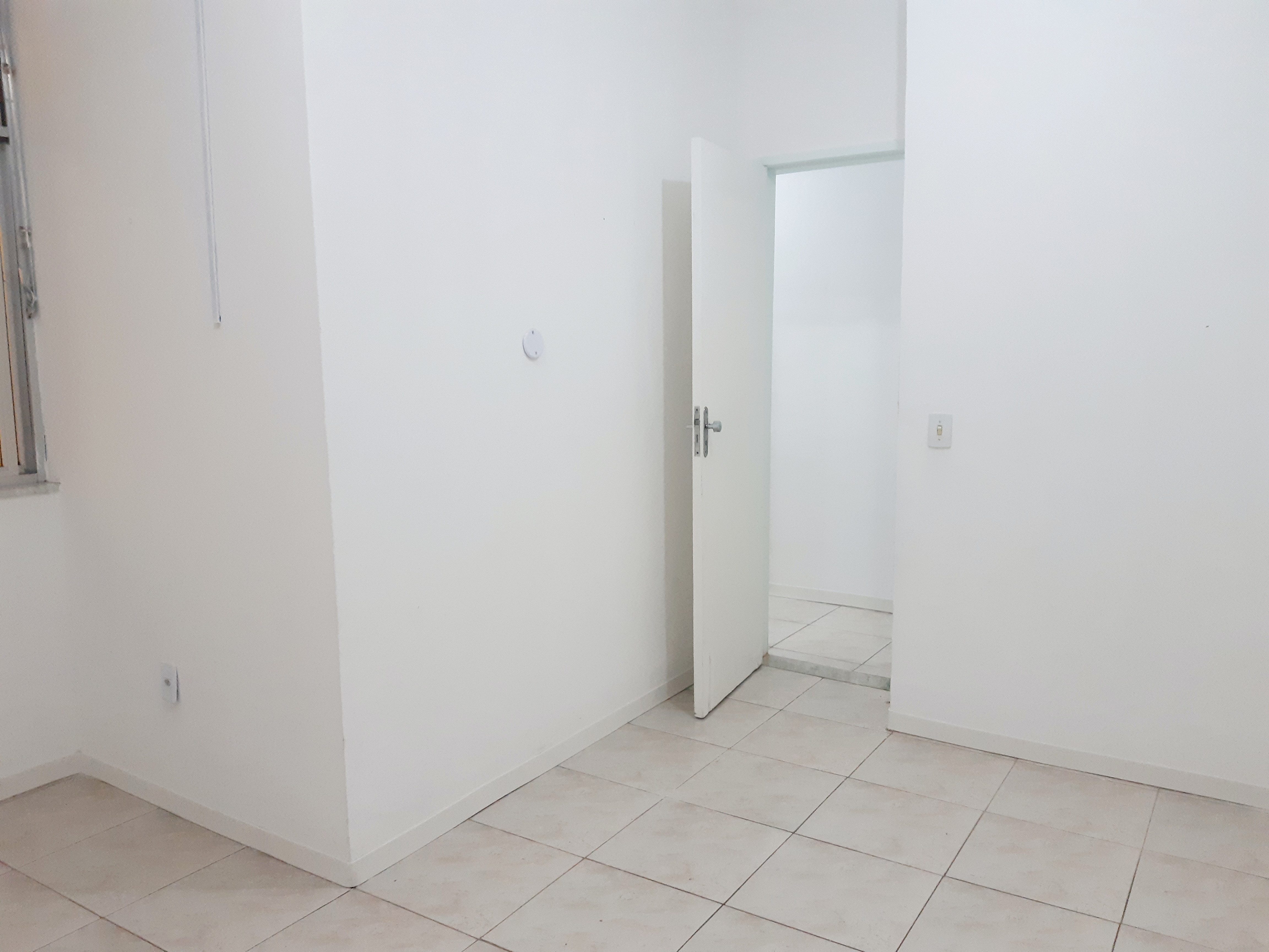 Imagem Casa de Vila com 1 Quarto para Alugar, 60 m² em Curicica - Rio de Janeiro Imagem Casa de Vila com 1 Quarto para Alugar, 60 m² em Curicica - Rio de Janeiro