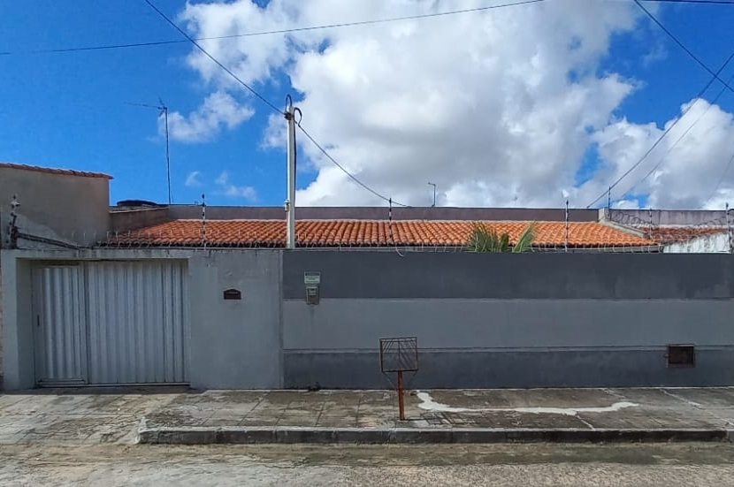 Imagem Casa com 3 Quartos à Venda, 198 m² em Pitimbu - Natal Imagem Casa com 3 Quartos à Venda, 198 m² em Pitimbu - Natal