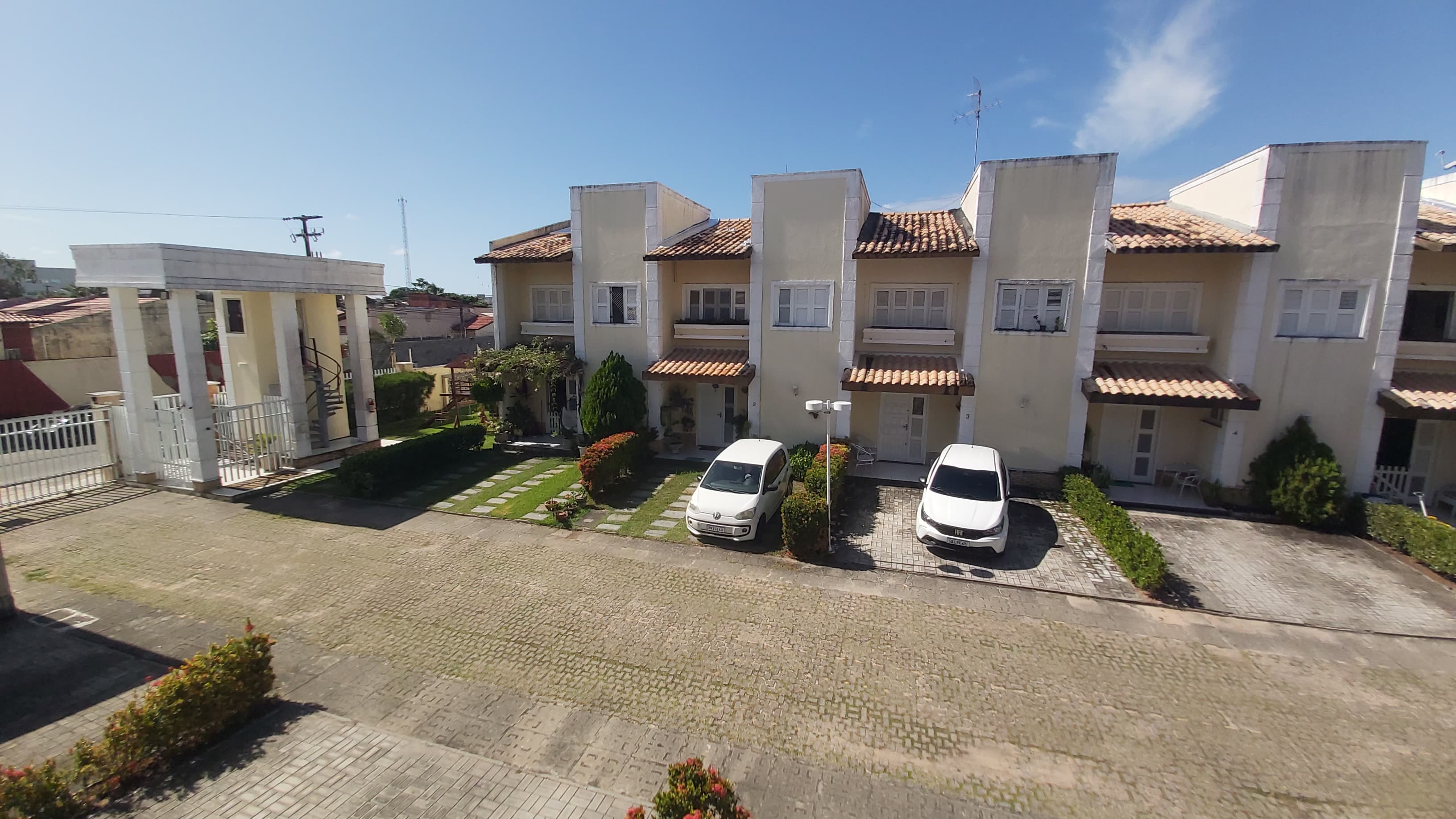 Imagem Casa de Condomínio com 3 Quartos à Venda, 131 m² em Engenheiro Luciano Cavalcante - Fortaleza Imagem Casa de Condomínio com 3 Quartos à Venda, 131 m² em Engenheiro Luciano Cavalcante - Fortaleza