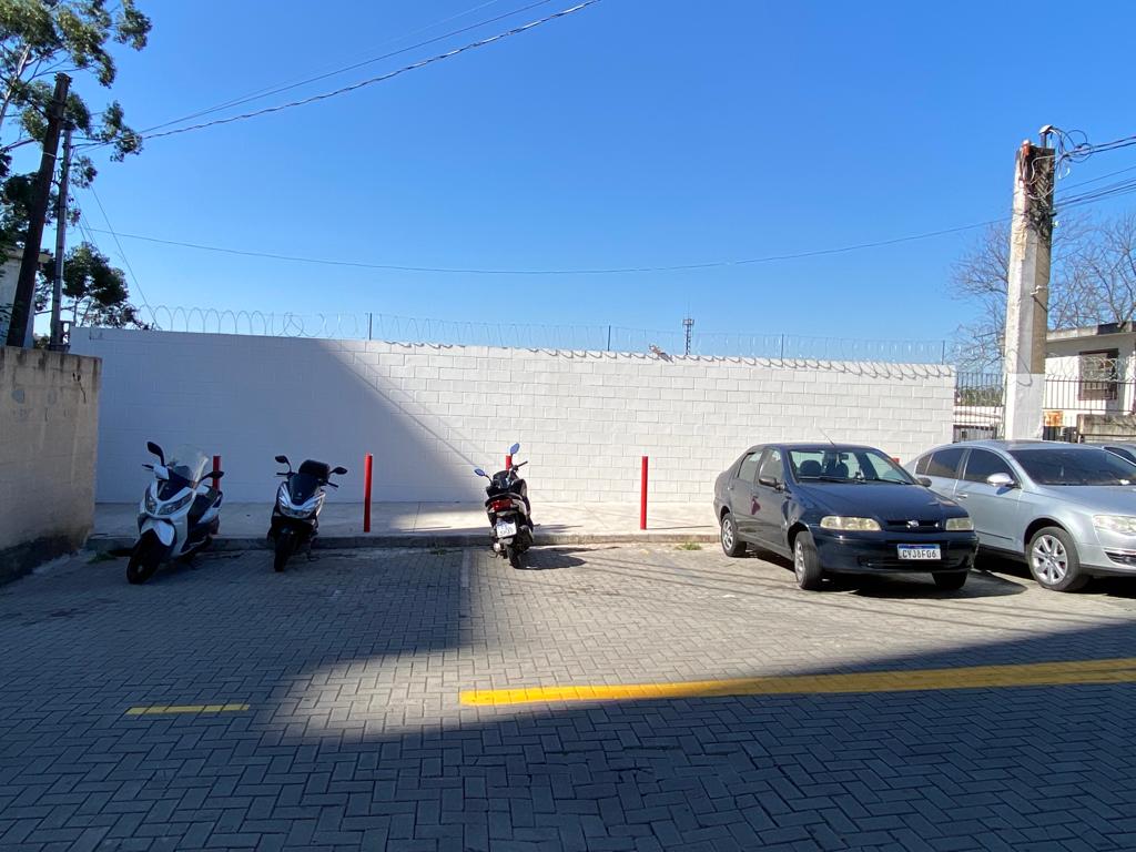 Imagem Galpão para Alugar, 1.300 m² em Jardim Henriqueta - Taboão da Serra Imagem Galpão para Alugar, 1.300 m² em Jardim Henriqueta - Taboão da Serra
