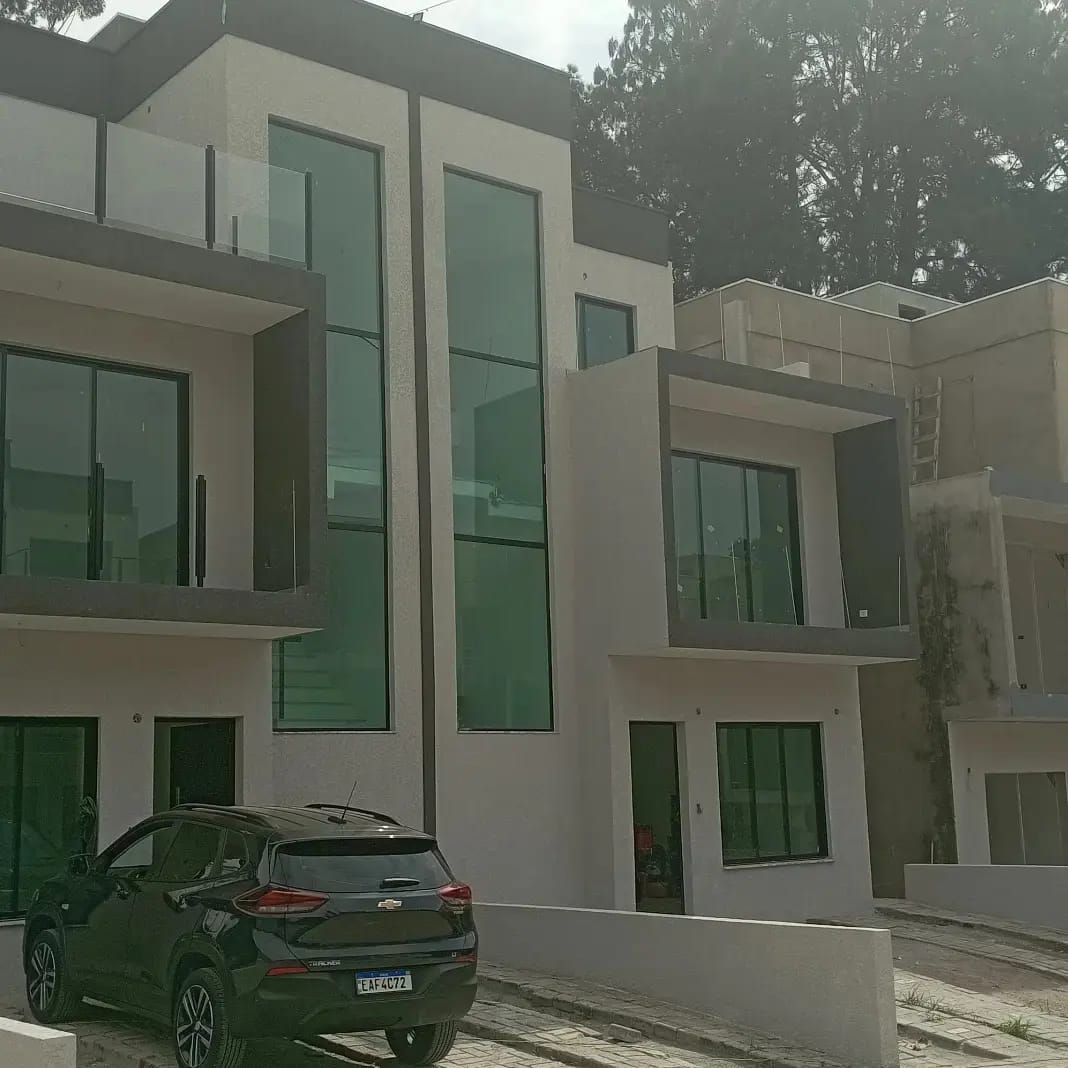 Casa com 3 Quartos à Venda, 162 m²em Parque Frondoso - Cotia