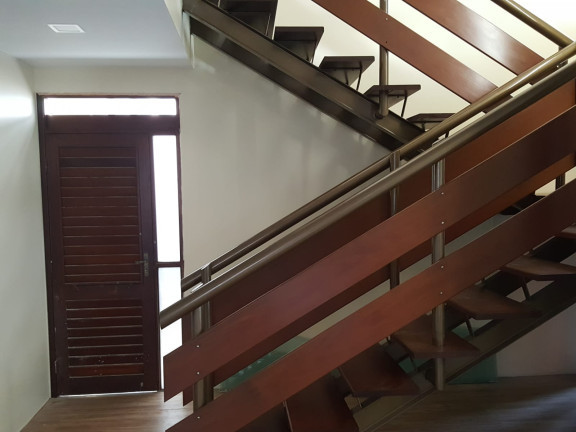 Imagem Casa com 4 Quartos à Venda,  em João Agripino - João Pessoa
